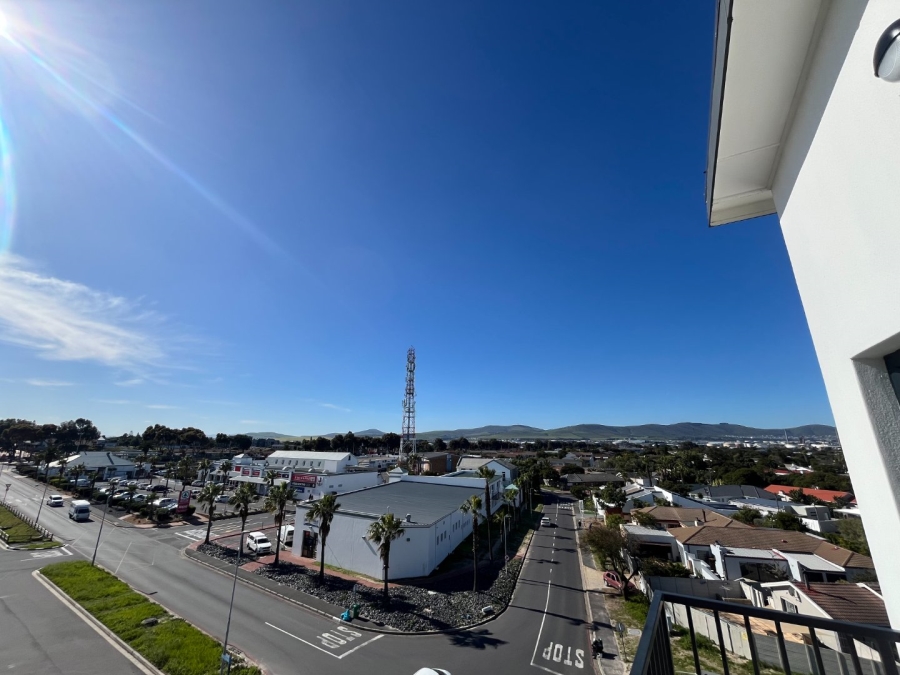 2 Bedroom Property for Sale in Flamingo Vlei Western Cape